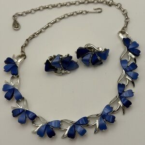 Vintage Coro Blue Thermoset 16” Silver Tone Necklace and Coordinating Earrings